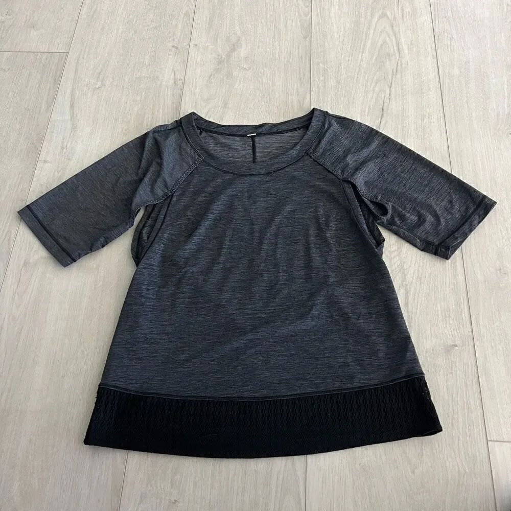 Lululemon Sun Runner Short Sleeve Black size 4